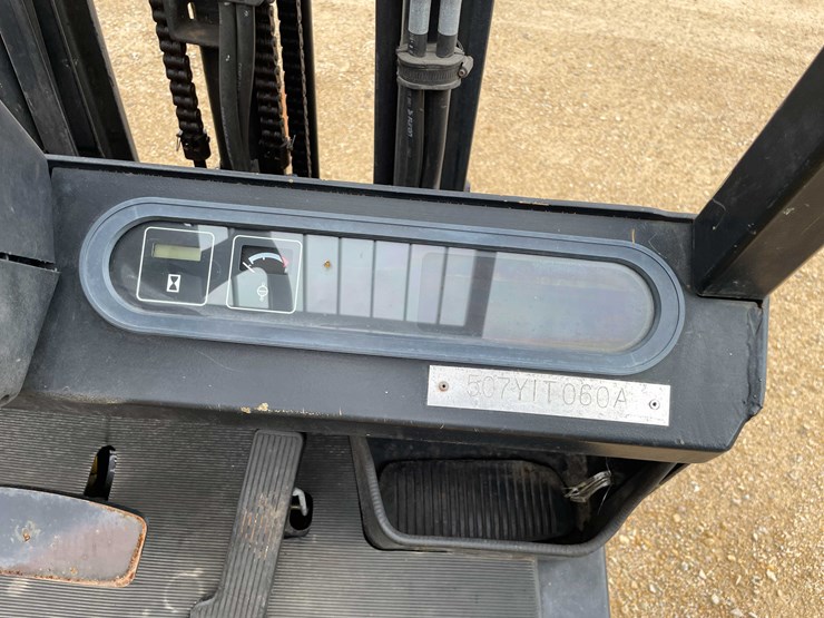 #432-•-yale-cushion-tire-forklift-(shawano,-wi)-image-24