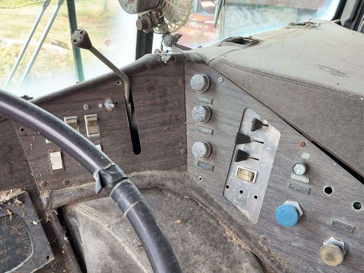 diamond-reo-cabover-image-61