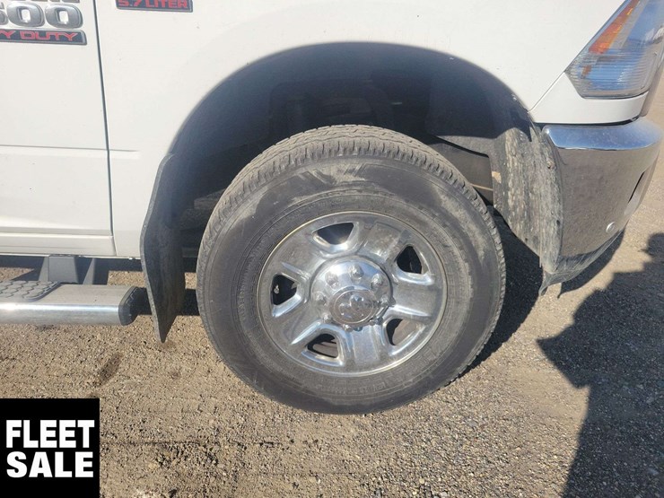 2018-ram-2500-slt-image-11