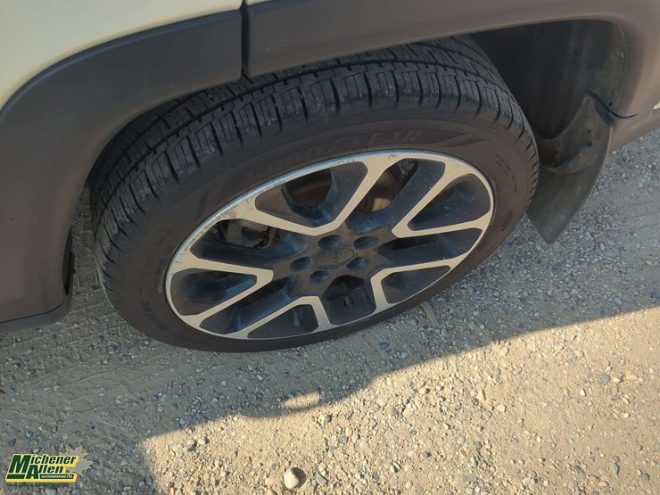 2019-jeep-compass-image-23