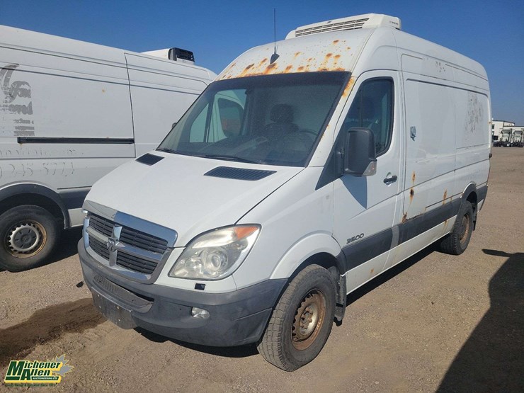 2007-dodge-sprinter-2500-image-1