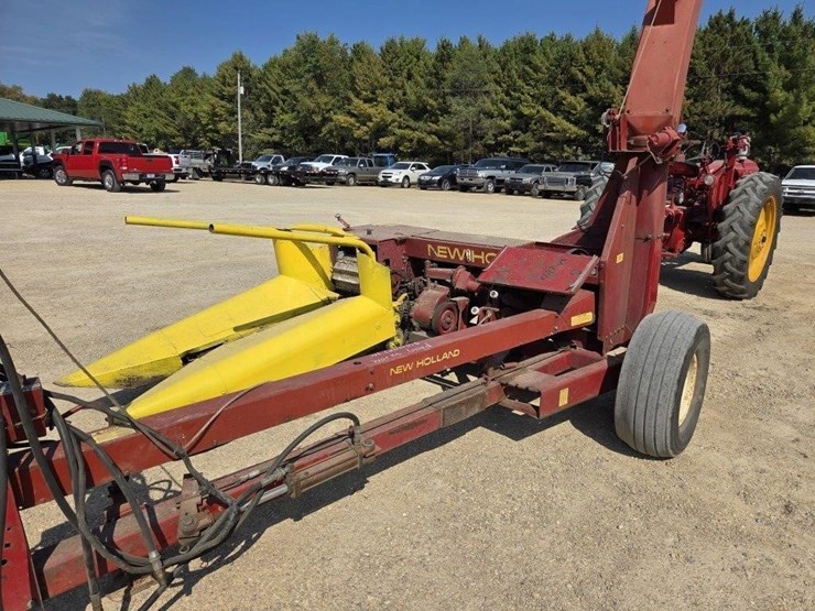 new-holland-770-image-3