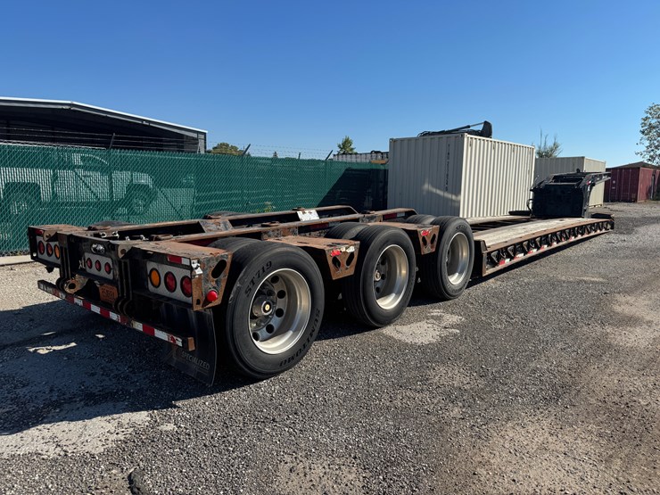 #3002-•-2015-xl-110-hdg-tri-axle-lowboy-trailer-(has-wi-title)-(waukesha,-wi)-image-5