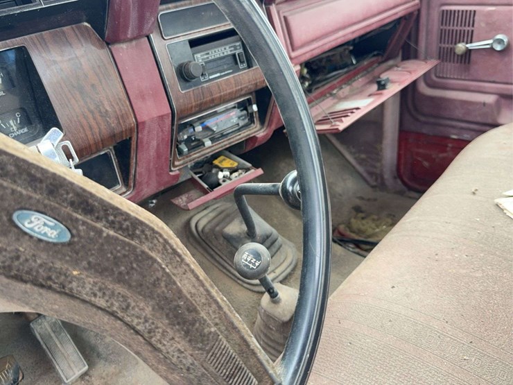 1984-ford-f250-image-51