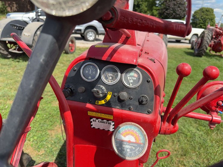 farmall-450-image-37