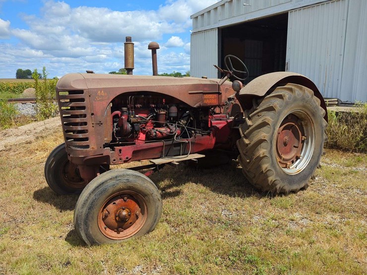 massey-harris-44d-special-image-1