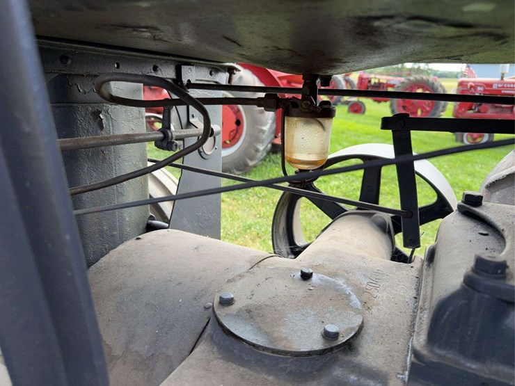 mccormick-deering-w-30-image-47