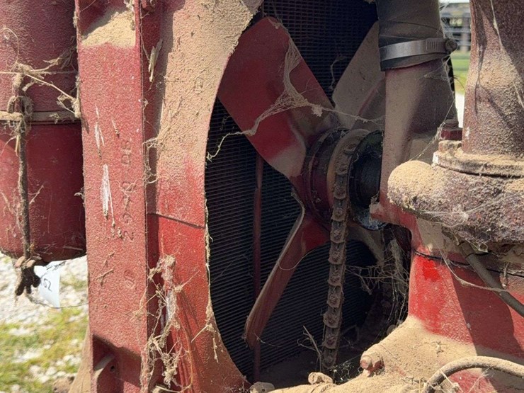 farmall-f-12-image-50
