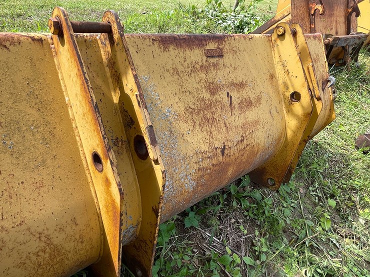 #1144-•-front-loader-bucket-attachment-image-10