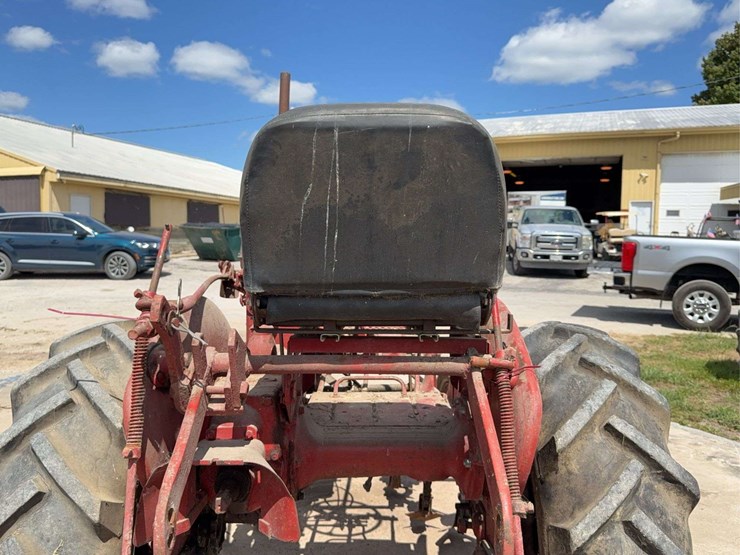 farmall-super-a-image-37