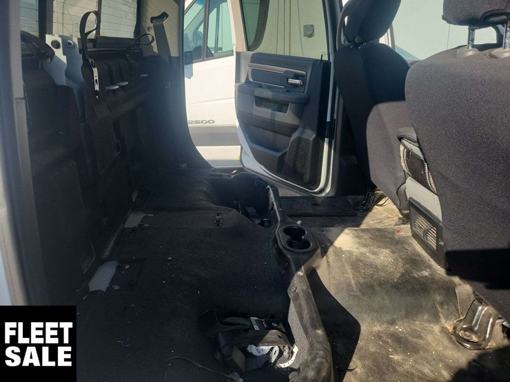 2018-ram-2500-slt-image-18