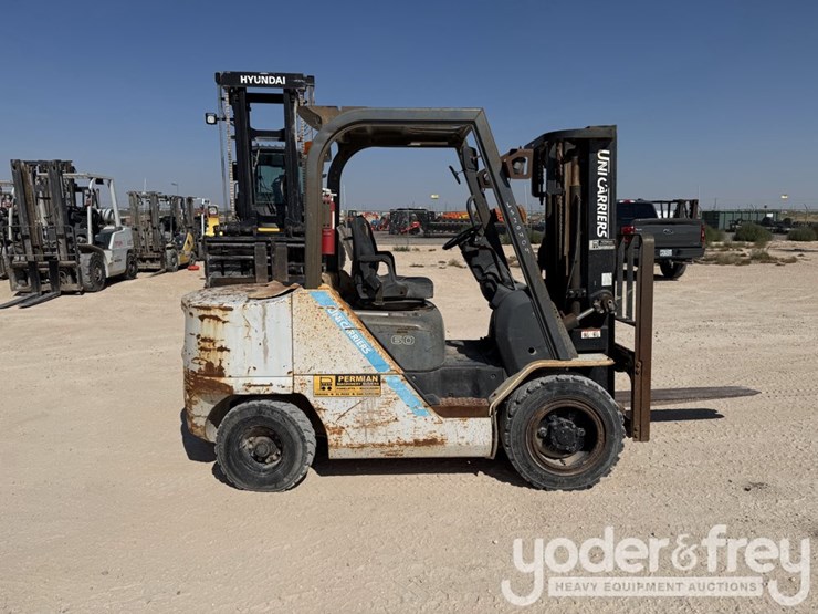 2017-nissan-fhd30t5v-image-6