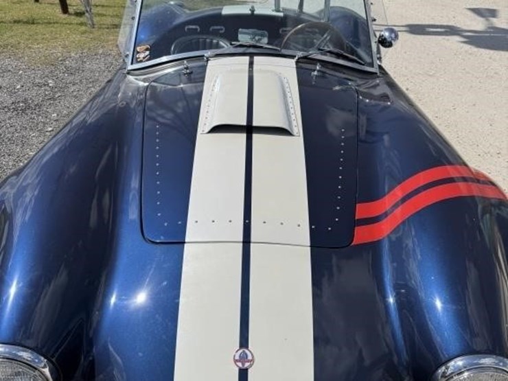 shelby-cobra,-342-engine,-5-speed-transmission.-image-14