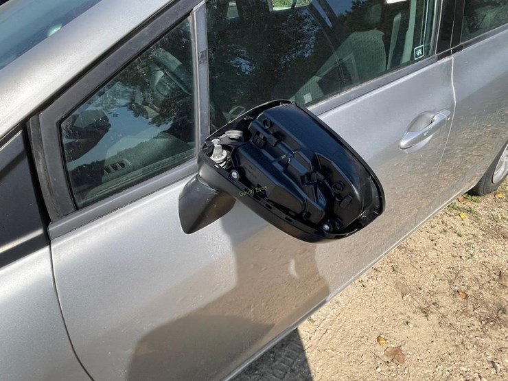 2014-honda-civic-car-image-12
