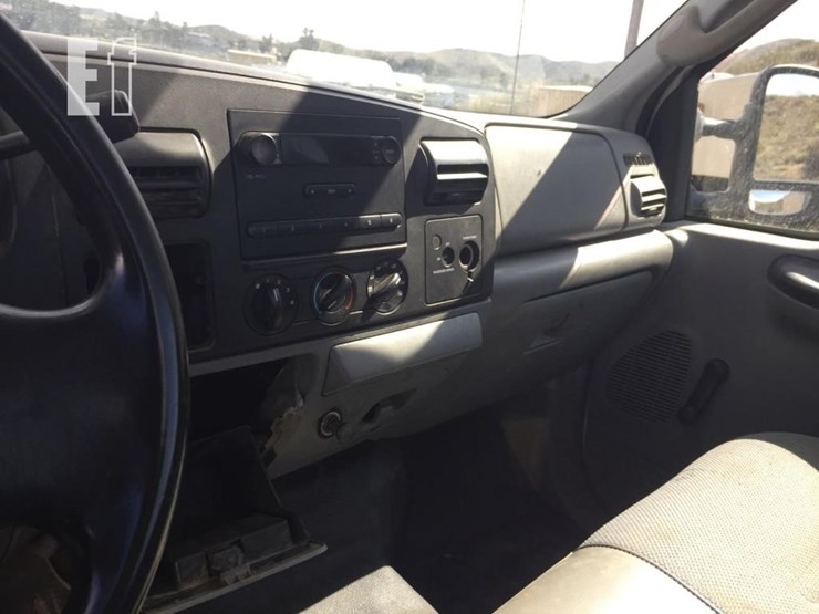 2005-ford-f250-xl-image-6