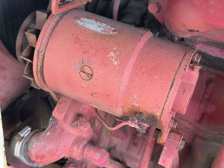 farmall-560-image-62