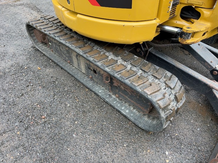 2016-caterpillar-304e2-cr-image-19