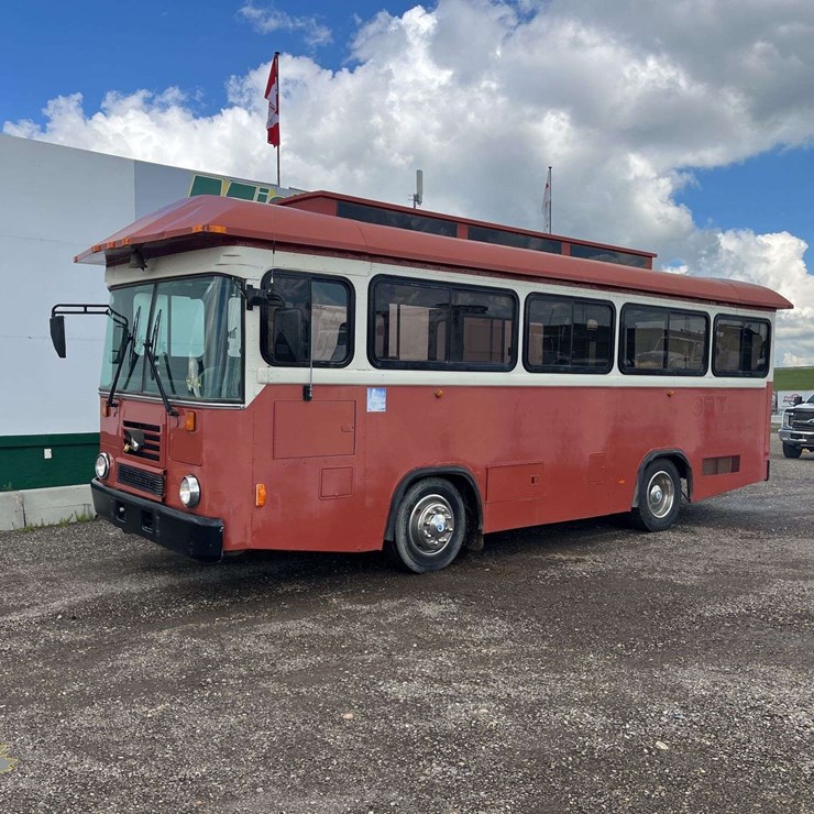 2002 Bluebird CIFE Commercial Series S/A 21 Passenger Bus