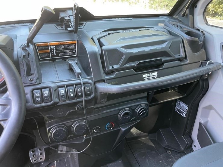 2019-can-am-defender-1000-xt-utv-image-9