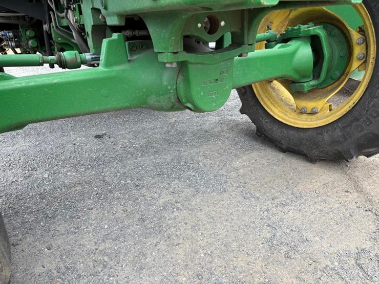 2012-john-deere-5083e-image-21
