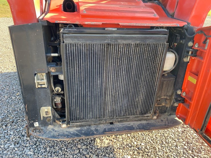 2013-kubota-svl75-image-33
