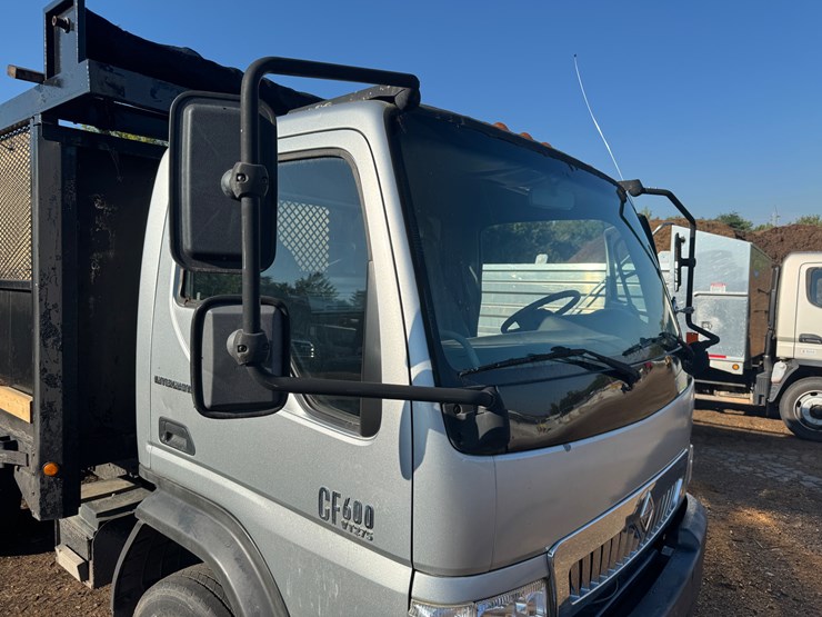 2006-international-cf600-image-14