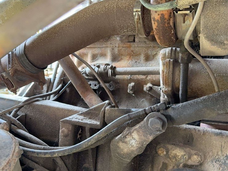 diamond-reo-cabover-image-48