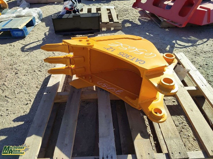 caterpillar-305-image-2