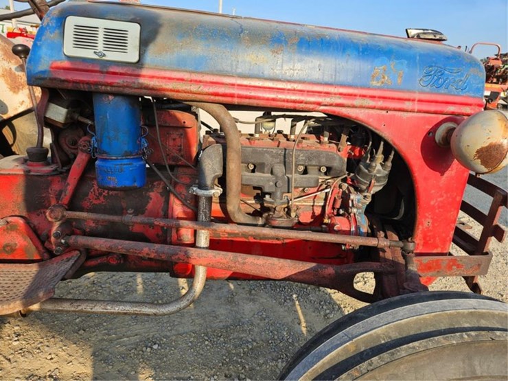 1951-ford-8n-image-10