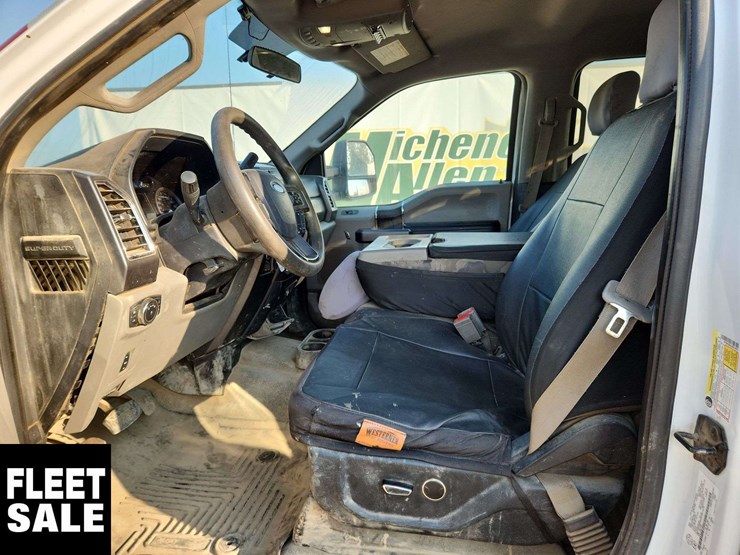 2018-ford-f350-image-8
