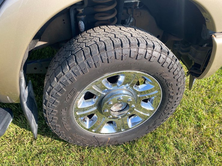 2013-ford-f250-king-ranch-image-40
