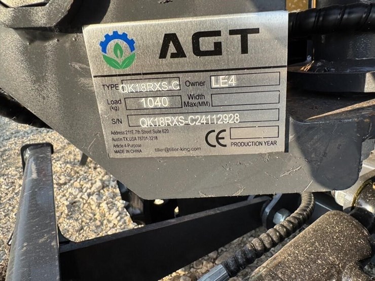 agt,-ok18rxs-c,-15hp-gas-powered,-enclosed-cab,-image-2