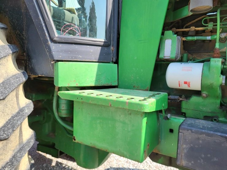 john-deere-4650-image-43