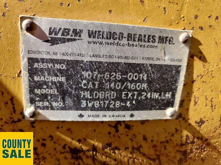 2020-caterpillar-150-awd-image-33