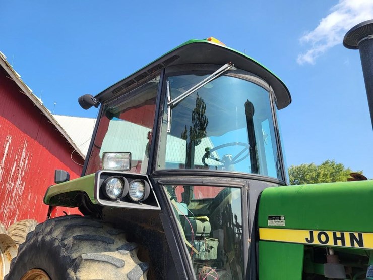 john-deere-4650-image-44