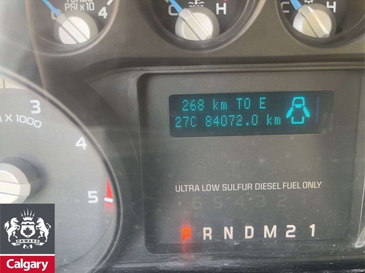 2015-ford-f550-image-15