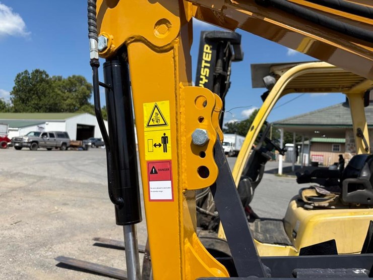 mx12rx-excavator-image-9