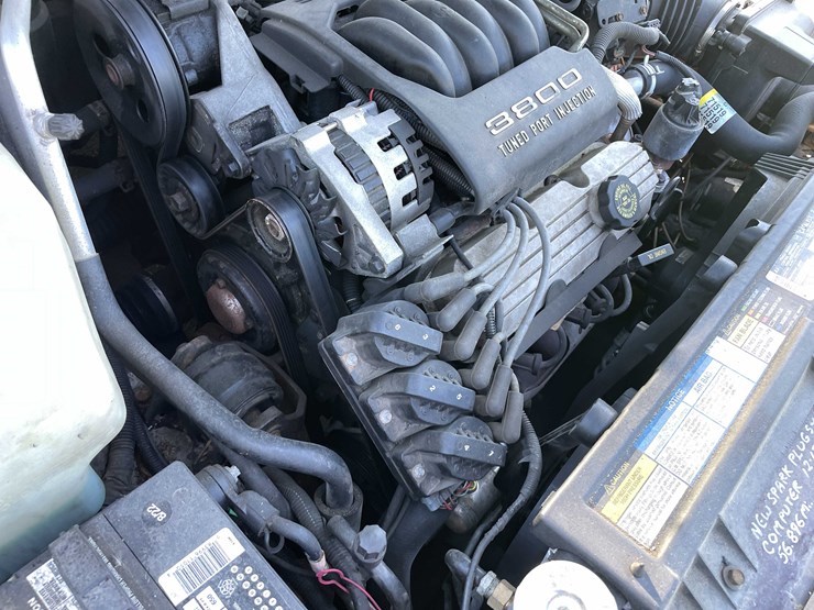 #3290-•-1994-oldsmobile-eighty-eight-(has-wi-title)-(kingston,-wi)-image-55