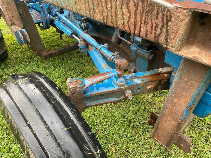 ford-3000-image-9