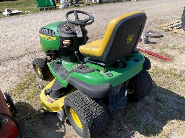john-deere-d140-image-4