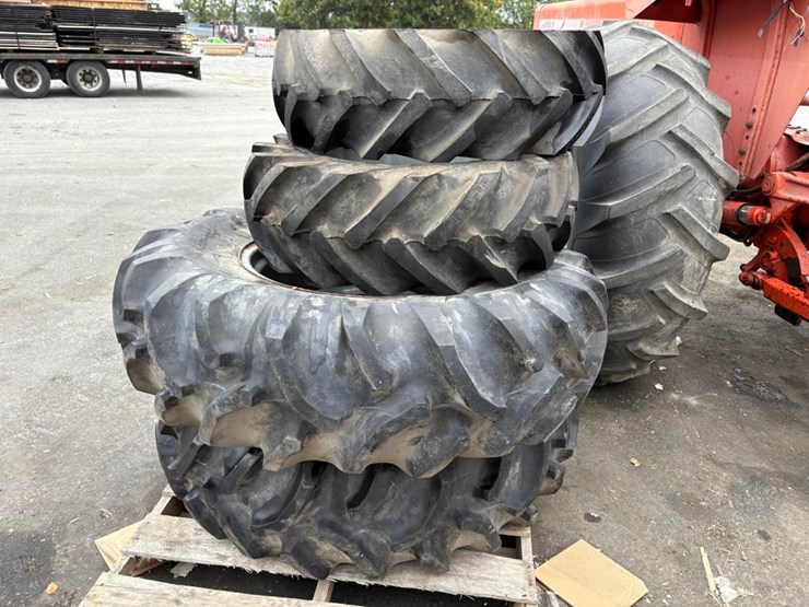 10.5x80-18-&-14.9x24-tires-&-rims-image-3