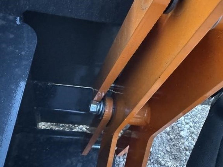 wolverine,-tcr-12-48h,-skid-steer-trencher.-(new)-image-5