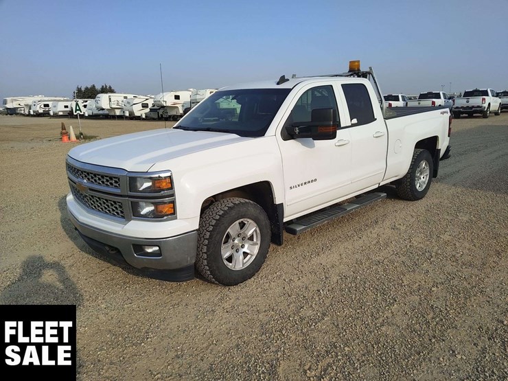 2015-chevrolet-silverado-1500-image-1