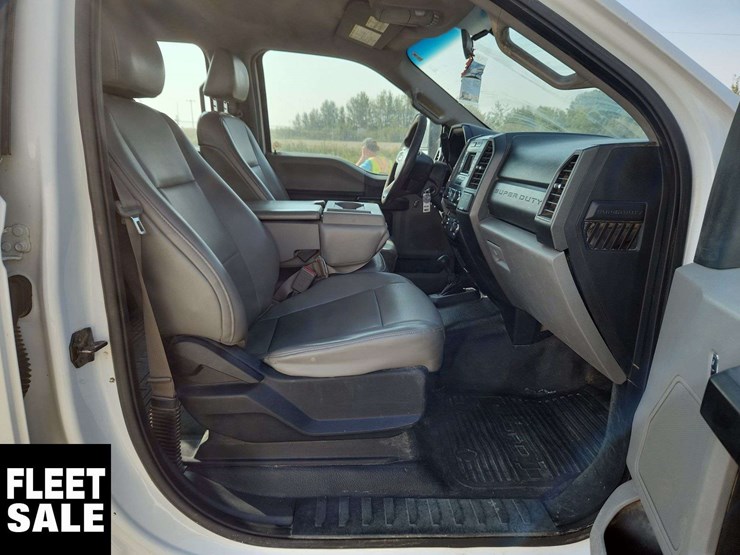 2017-ford-f350-image-18