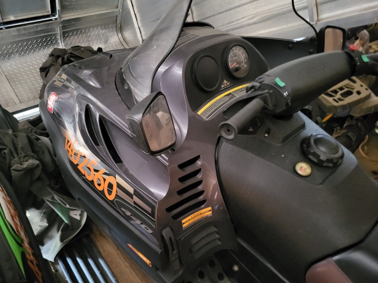 caterpillar-440-image-33