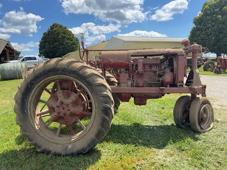 farmall-f-20-image-10