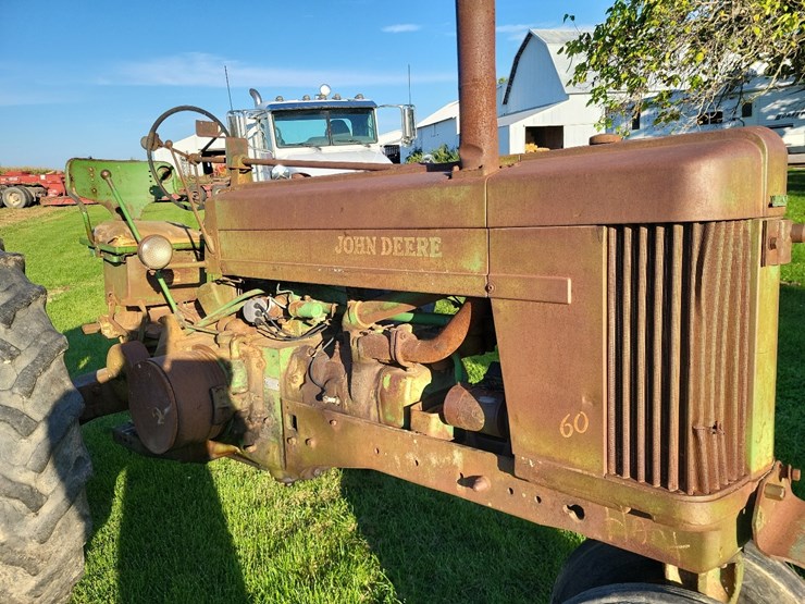 john-deere-60-image-17