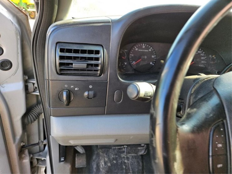 2005-ford-f250-image-19