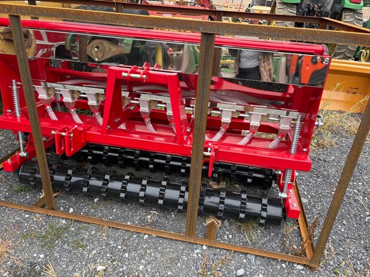 stsd10-seeder-image-4