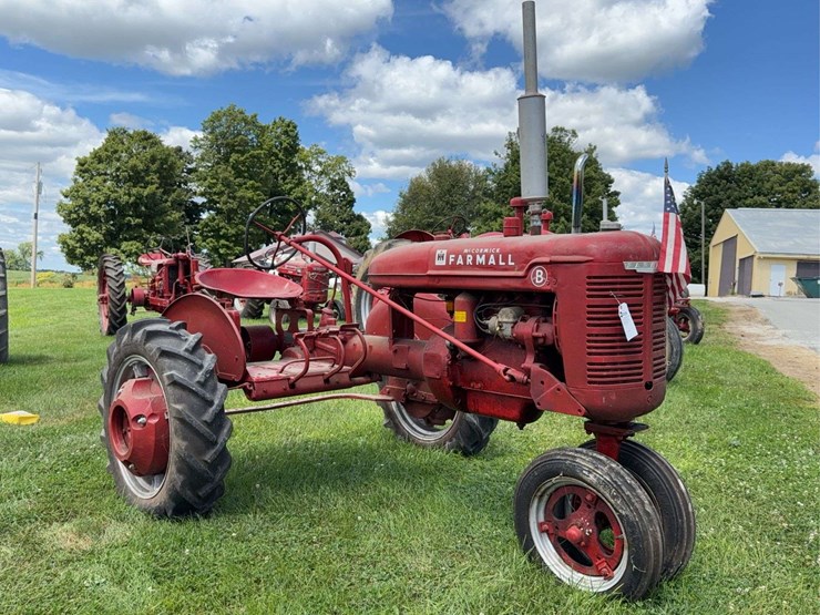 farmall-b-image-1